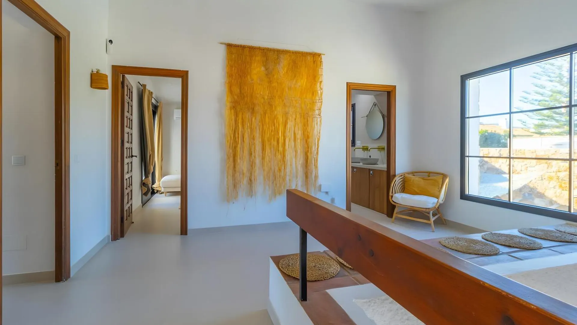 Beachfront Villa Estepona 0*,  Spain